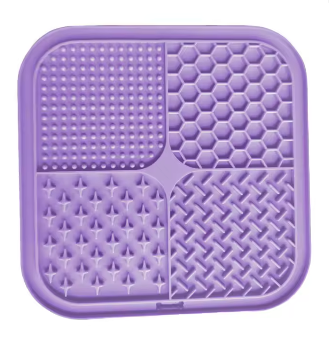 Pet licking silicone mat